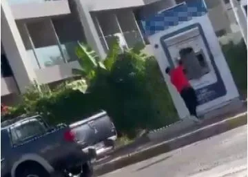 BURASI ALANYA.. ÖFKESİNİ ATM