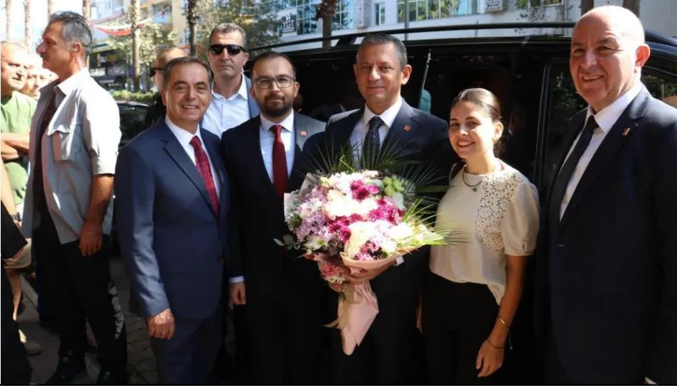 ÖZGÜR ÖZEL GAZİPAŞA’DA KONUŞTU.. ‘İKTİDAR OLMA SÖZÜ VERİYORUZ’