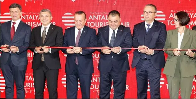 ANTALYA TURİZM FUARI BUGÜN KAPILARINI AÇTI.. İLK KEZ 3 GÜN SÜRECEK