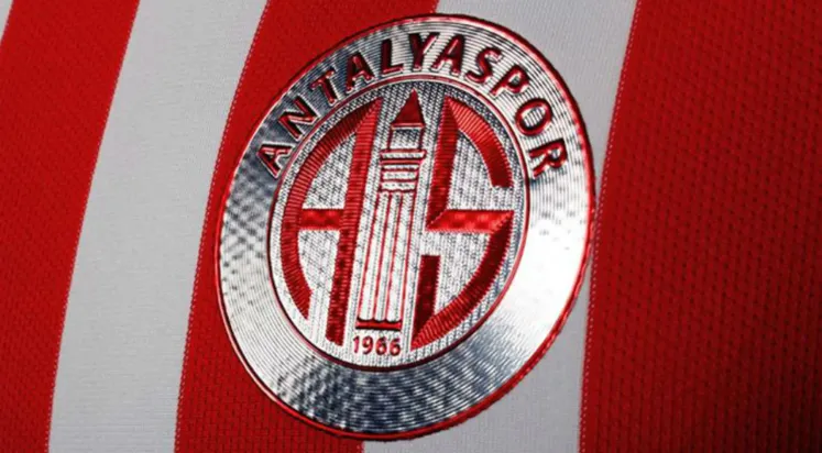 ANTALYASPOR’DA ÖDENMEYEN MAAŞLAR İÇİN İHTAR ÜSTÜNE İHTAR