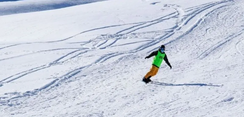 ANTALYA SAKLIKENT’TE KAYAK VE SNOWBOARD İL SEÇMELERİ YAPILDI