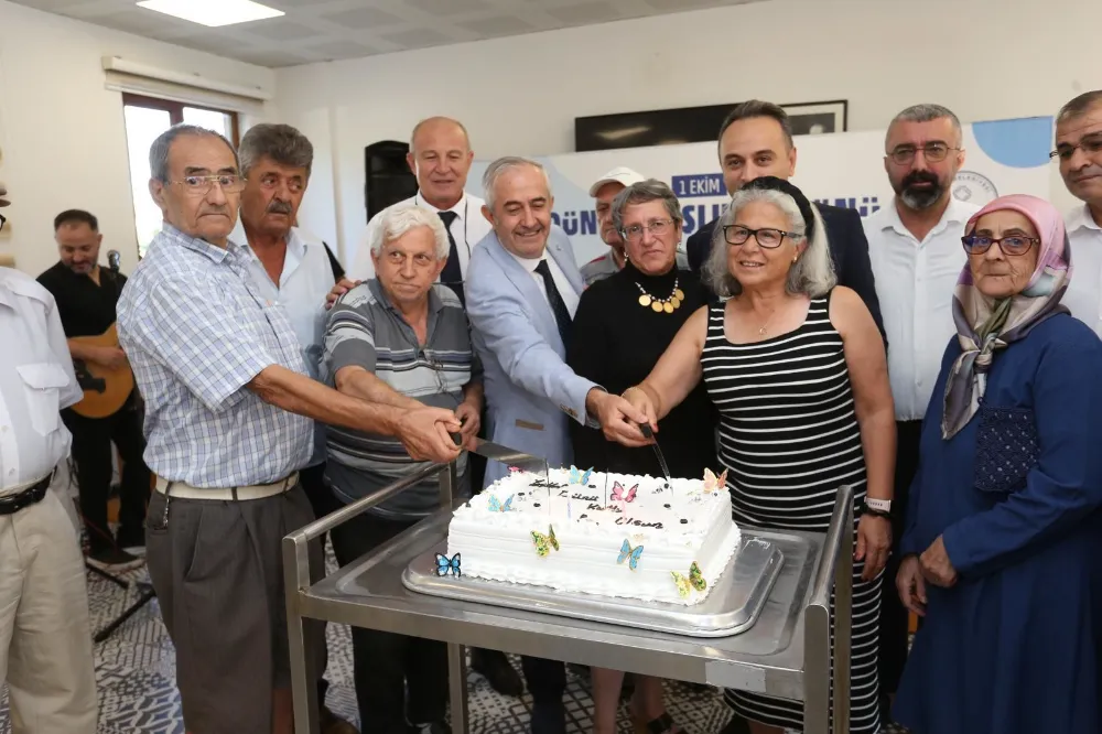 KEPEZ ŞEFKAT VE HUZUREVİ’NDE RENKLİ ETKİNLİK
