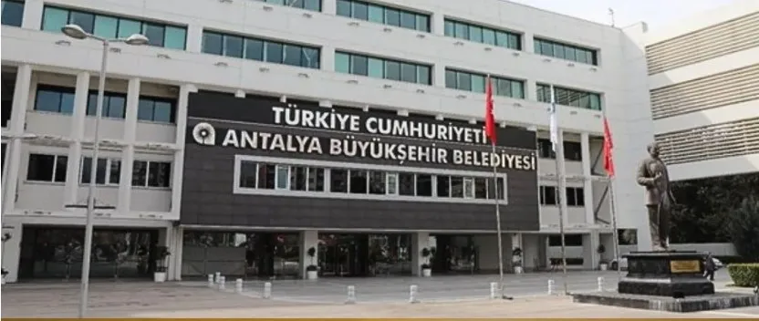 ANTALYA BÜYÜKŞEHİR’DE İÇ OPERASYON.. 8 ŞUBE MÜDÜRÜ GÖREVDEN ALINDI