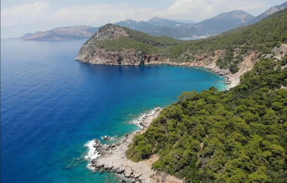 BEYDAĞLARI MİLLİ PARKI İÇİN KEMER’DE İMZA KAMPANYASI.. ‘YABAN HAYATI YOK OLMASIN’