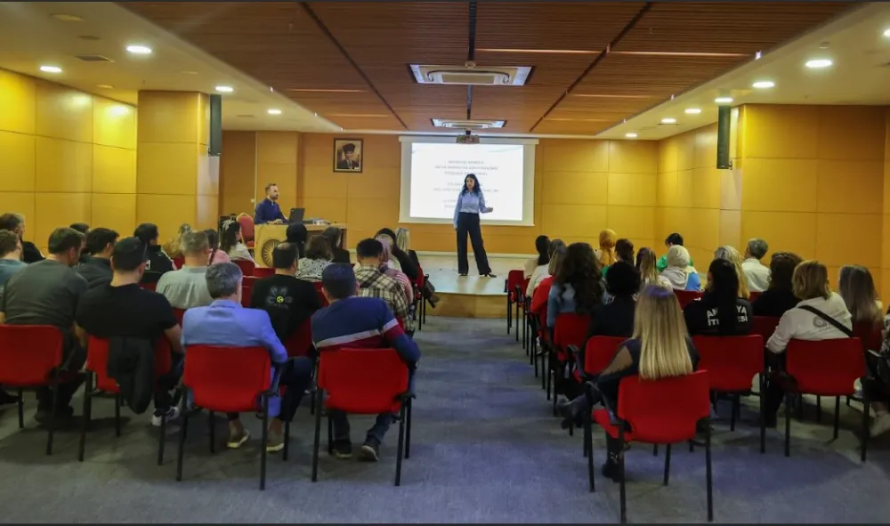 ANTALYA BÜYÜKŞEHİR’DE PERSONELE ‘AİLE İÇİ İLETİŞİM’ EĞİTİMİ