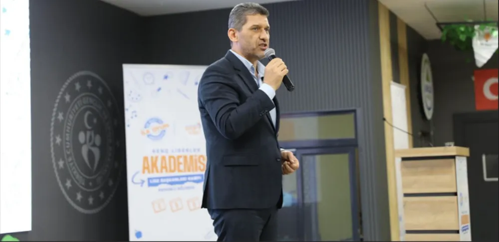 ALİ ÇETİN.. ‘CHP’Lİ BAŞKANLAR ANTALYA’DA 7 YILDIR HİZMET ÜRETMEDİ’