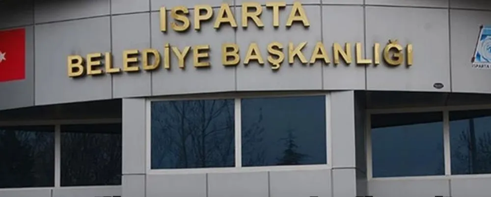 AK PARTİ’Lİ ISPARTA BELEDİYESİ’NİN BÜROKRATLARINA HAPİS ŞOKU