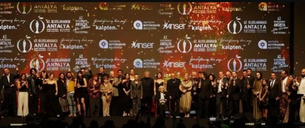 KENT KONSEYİ RAPORUNA GÖRE.. ANTALYA ALTIN PORTAKAL SINIFTA KALDI