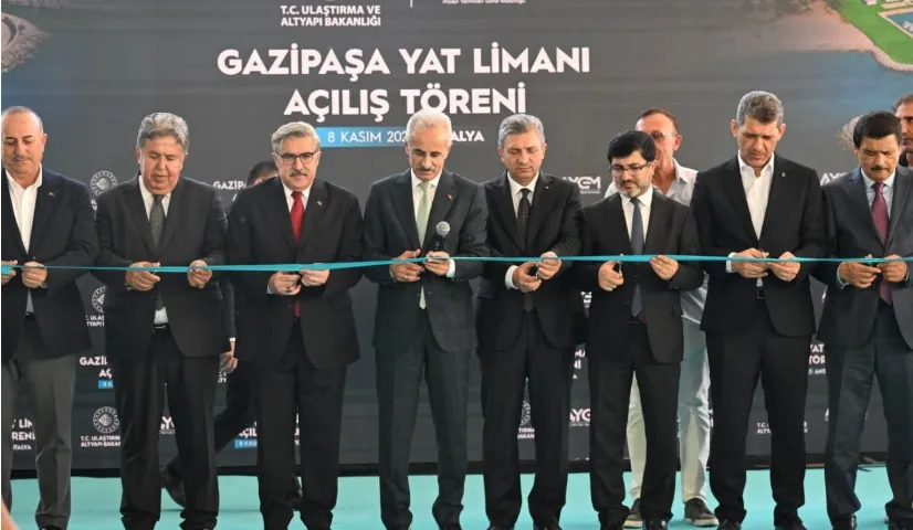 BAKAN URALOĞLU DA KATILDI.. MEDYANIN KÜRESEL GÜCÜ ALANYA’DA BULUŞTU