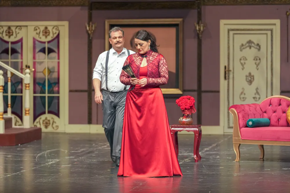 AŞK-I MEMNU OPERANIN DİLİYLE ANTALYA