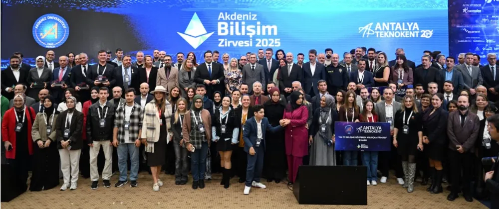 TÜRKİYE’NİN EN BÜYÜK BİLİŞİM ZİRVESİ ANTALYA’DA BAŞLADI