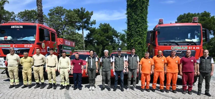 7 HELİKOPTER 5 UÇAK 1 İHA VE 114 ARAZÖZ.. ANTALYA YANGIN SEZONUNA HAZIR