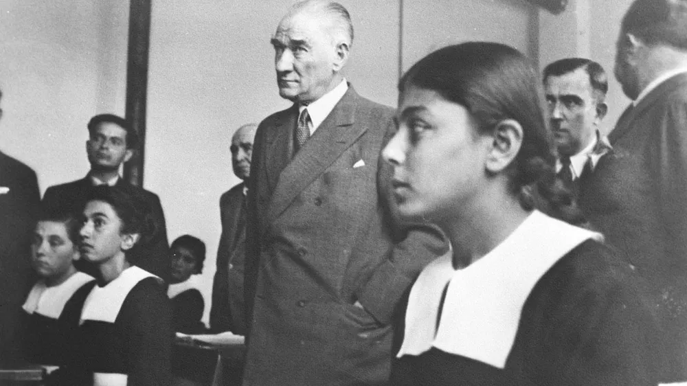 MUSTAFA KEMAL ATATÜRK