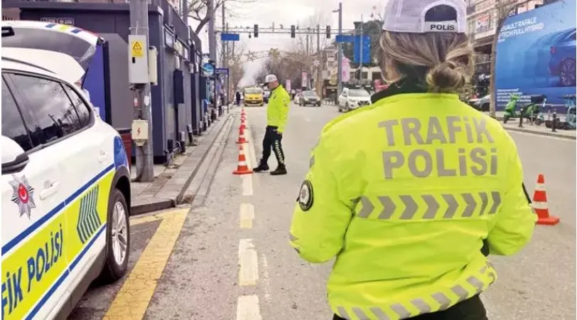 TRAFİKTE DEVRİM VAR.. ÇOK AĞIR CEZALAR VE YAPTIRIMLAR GELİYOR