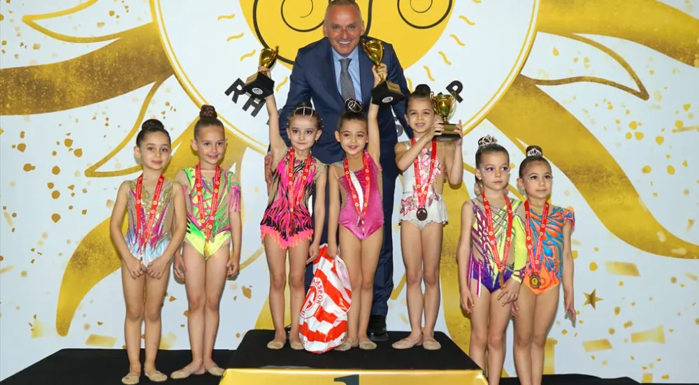 INTERNATİONAL GOLDEN SUN RHYTHMİCS CUP ANTALYA’DA BAŞLADI
