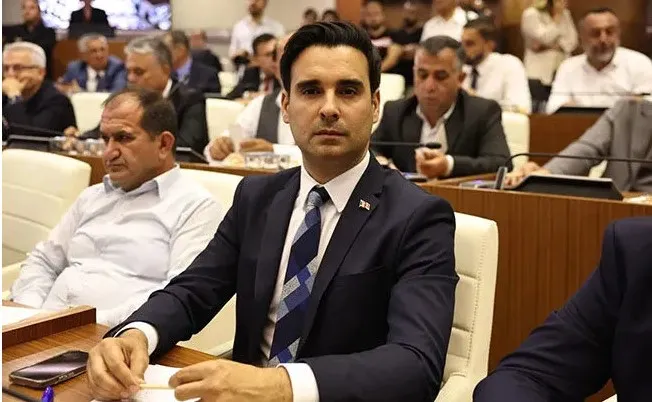 BÜYÜKŞEHİR’E VEKALET EDECEK İSİM BELLİ OLDU.. HASAN AKKOYUN GÖREVİ DEVRALDI