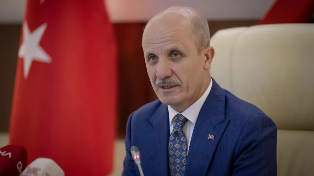 PROF. DR. ÖZVAR.. YENİDEN YÖK BAŞKANLIĞINA ATANDI