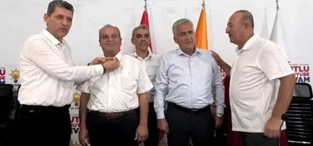 ANTALYA’DA DEMRE’DEN İKİ İSİM AK PARTİ’YE GEÇTİ.. ‘KATILIMLAR SÜRECEK’