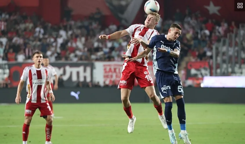 ANTALYASPOR FENERBAHÇE’YE SON YARIM SAATTE YENİLDİ: 0-2