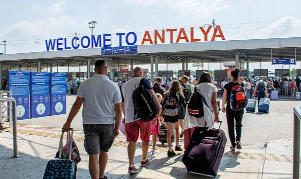 AÇIKLAMAYI TUİ YAPTI.. ALMAN TURİST PAZARINDA ANTALYA ZİRVEDE