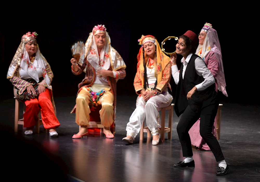 ‘AYRILIK’ İLE PERDE DİYOR