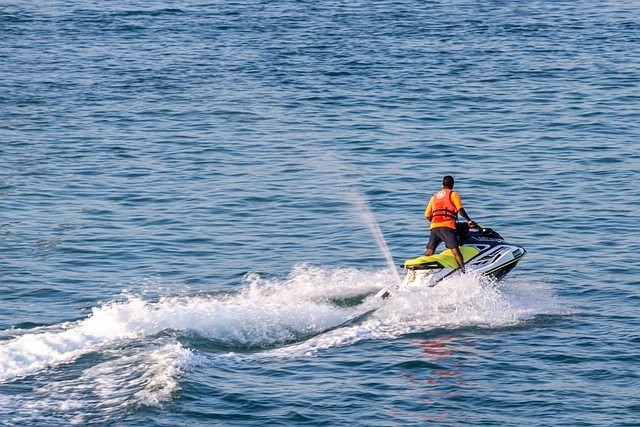 JET SKİ İÇİN EHLİYET ARANMIYOR.. AMA ‘YÜZME BİLMEK VE CAN YELEĞİ’ ŞART