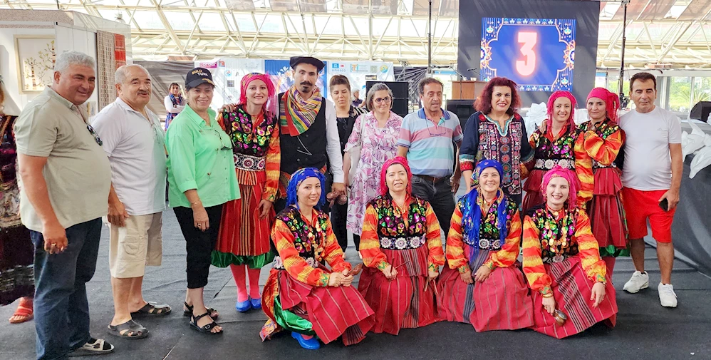 DÜNYA KIYAFETLERİ ANTALYA