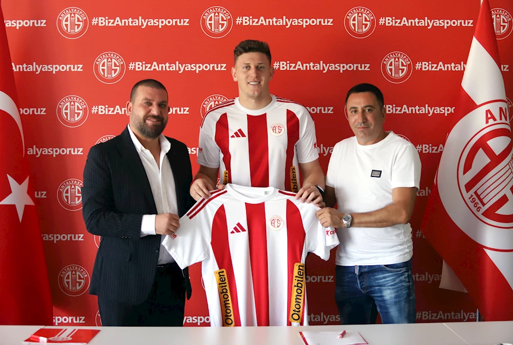 GAİCH RESMEN ANTALYASPOR’DA